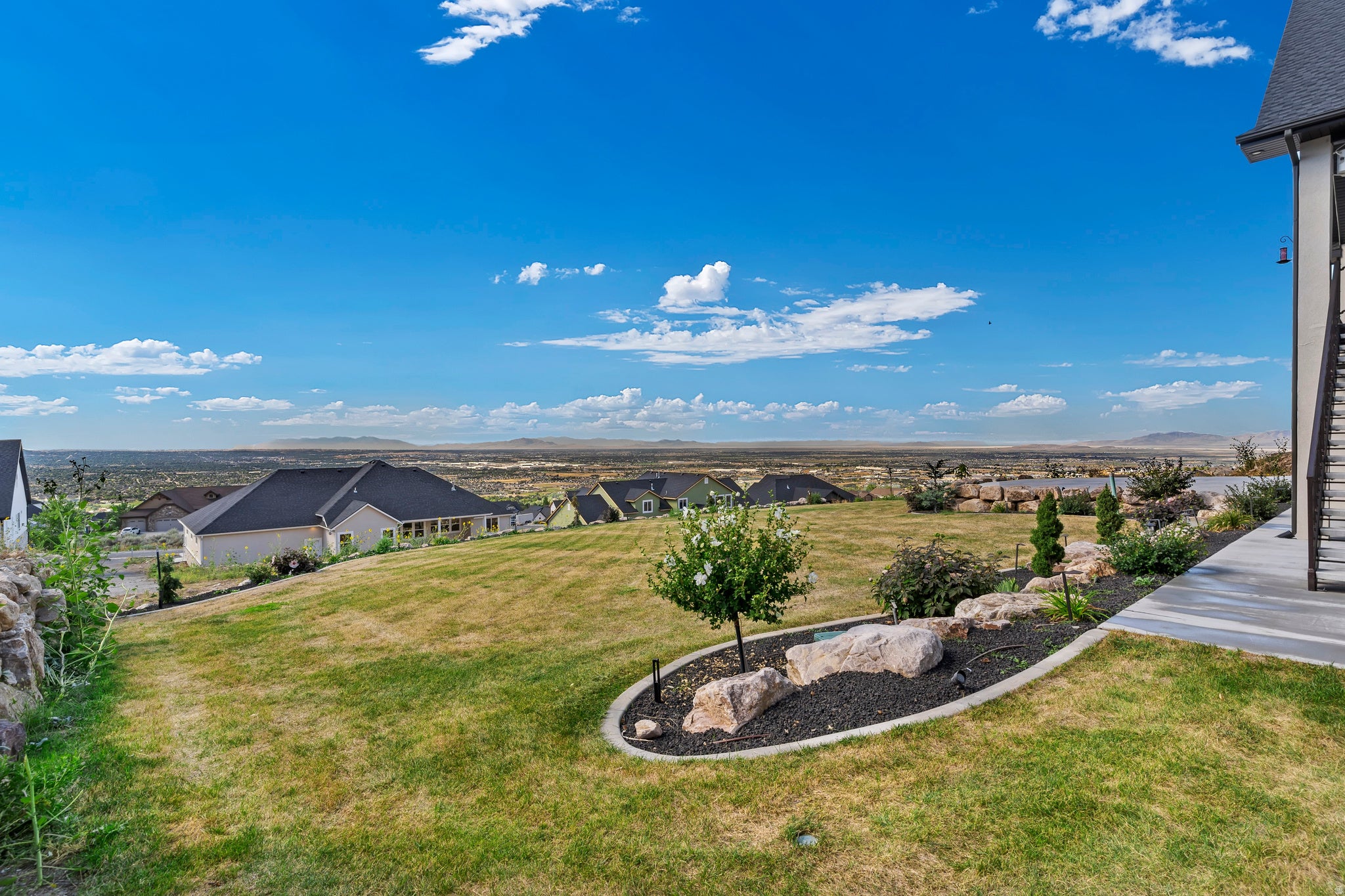 North Ogden, Utah, 84414, United States, 5 Bedrooms Bedrooms, ,5 BathroomsBathrooms,Residential,Active,1997557