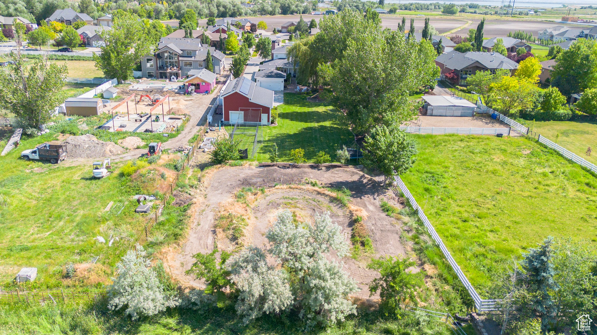 Farmington, Utah, 84025, United States, 6 Bedrooms Bedrooms, ,5 BathroomsBathrooms,Residential,Active,1853229