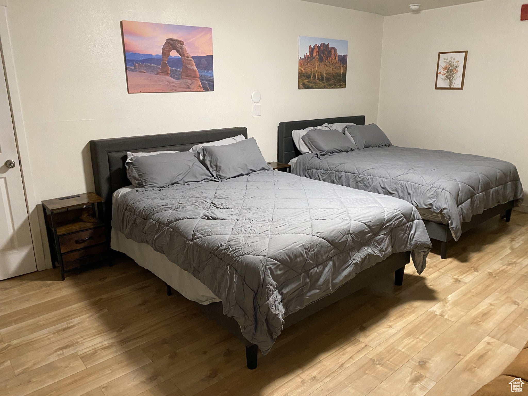 Green River, Utah, 84525, United States, 17 Bedrooms Bedrooms, ,17 BathroomsBathrooms,Residential,Active,1843846