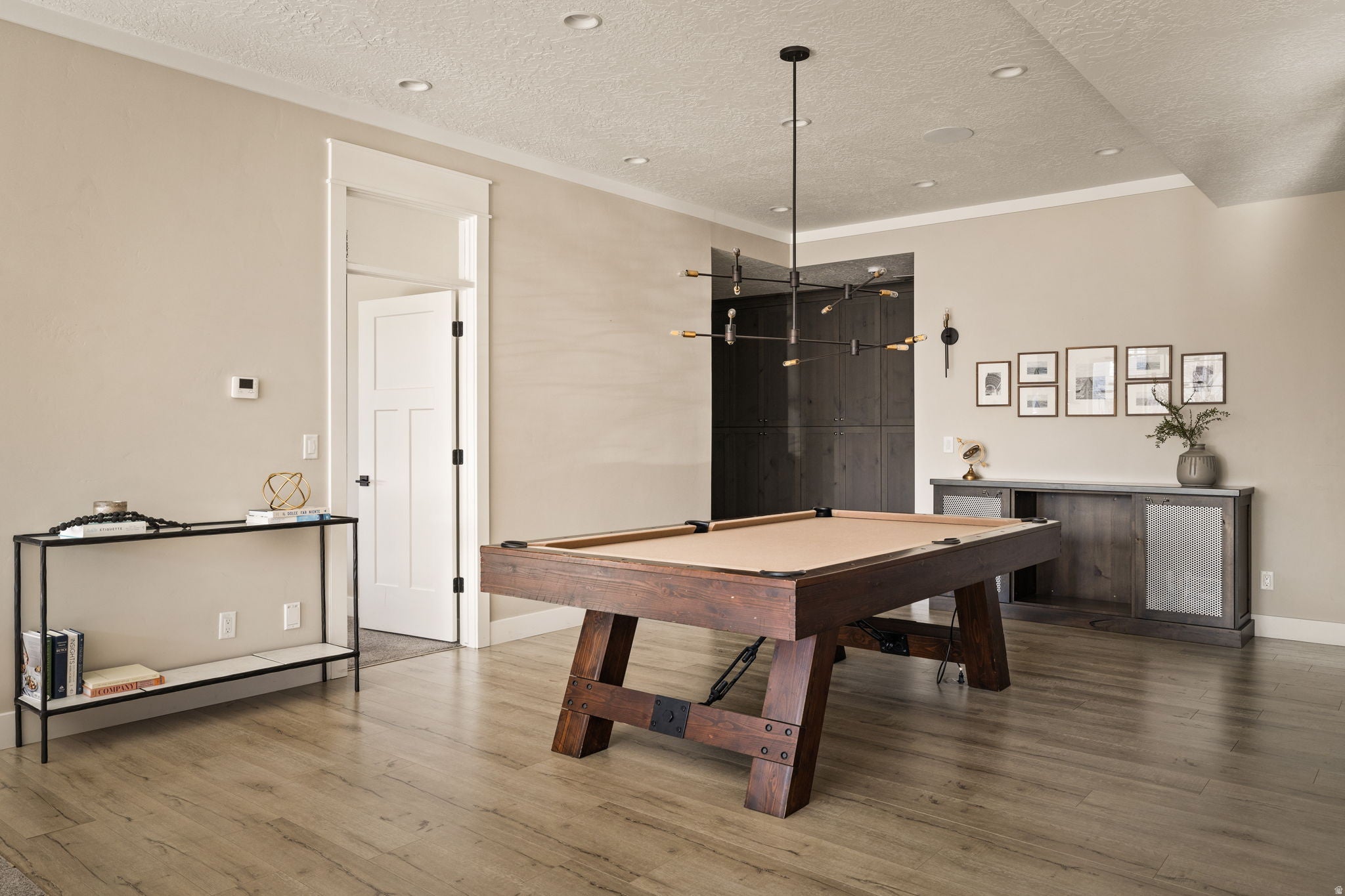 Draper, Utah, 84020, United States, 4 Bedrooms Bedrooms, ,6 BathroomsBathrooms,Residential,Active,2025968
