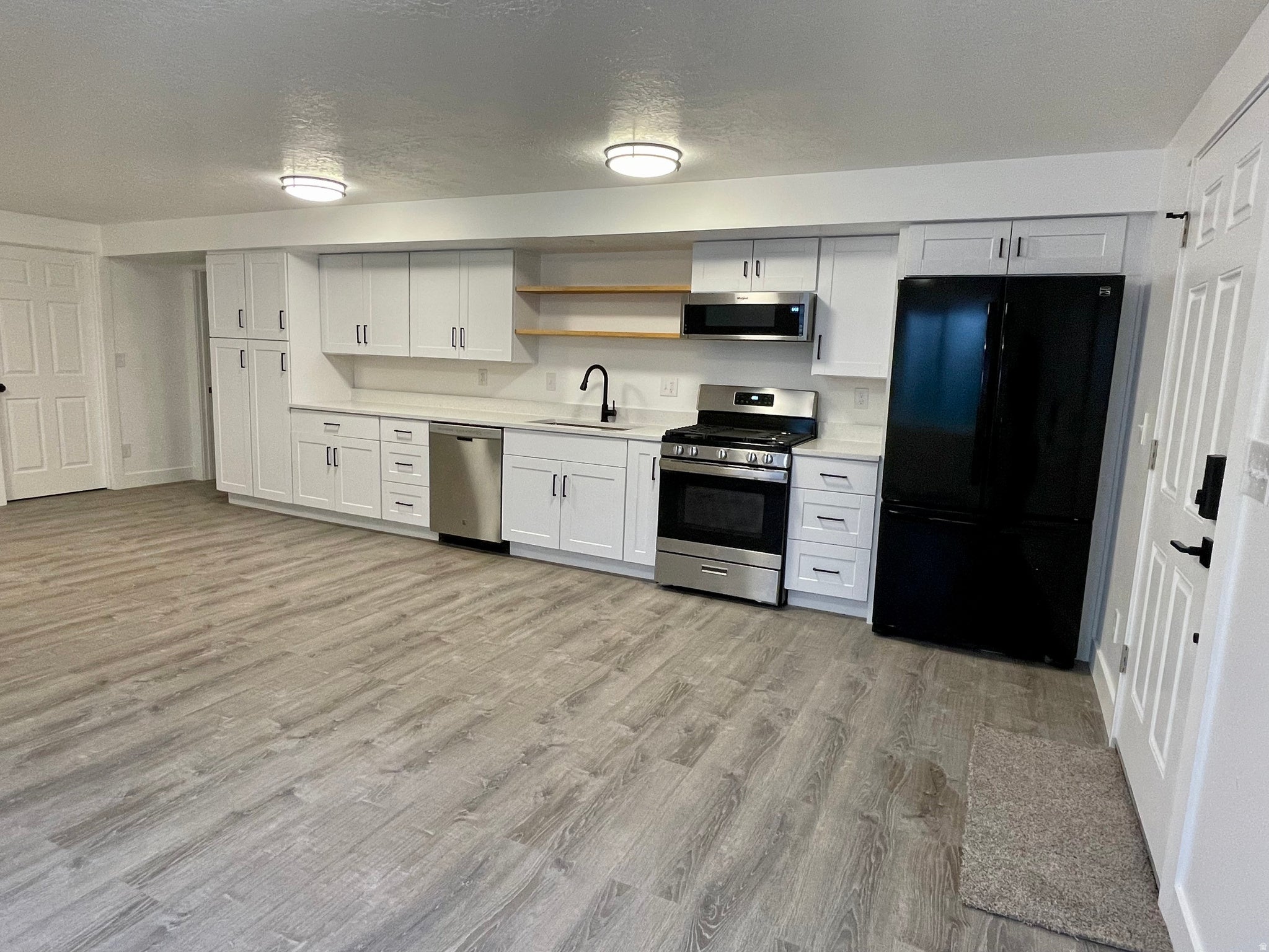 Springville, Utah, 84663, United States, 7 Bedrooms Bedrooms, ,5 BathroomsBathrooms,Residential,Active,2006980