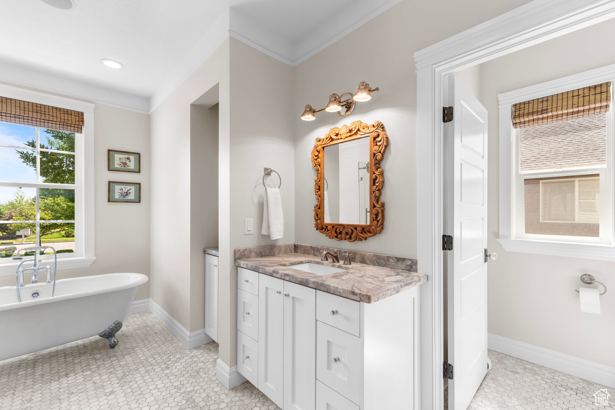 Farmington, Utah, 84025, United States, 6 Bedrooms Bedrooms, ,5 BathroomsBathrooms,Residential,Active,1853229