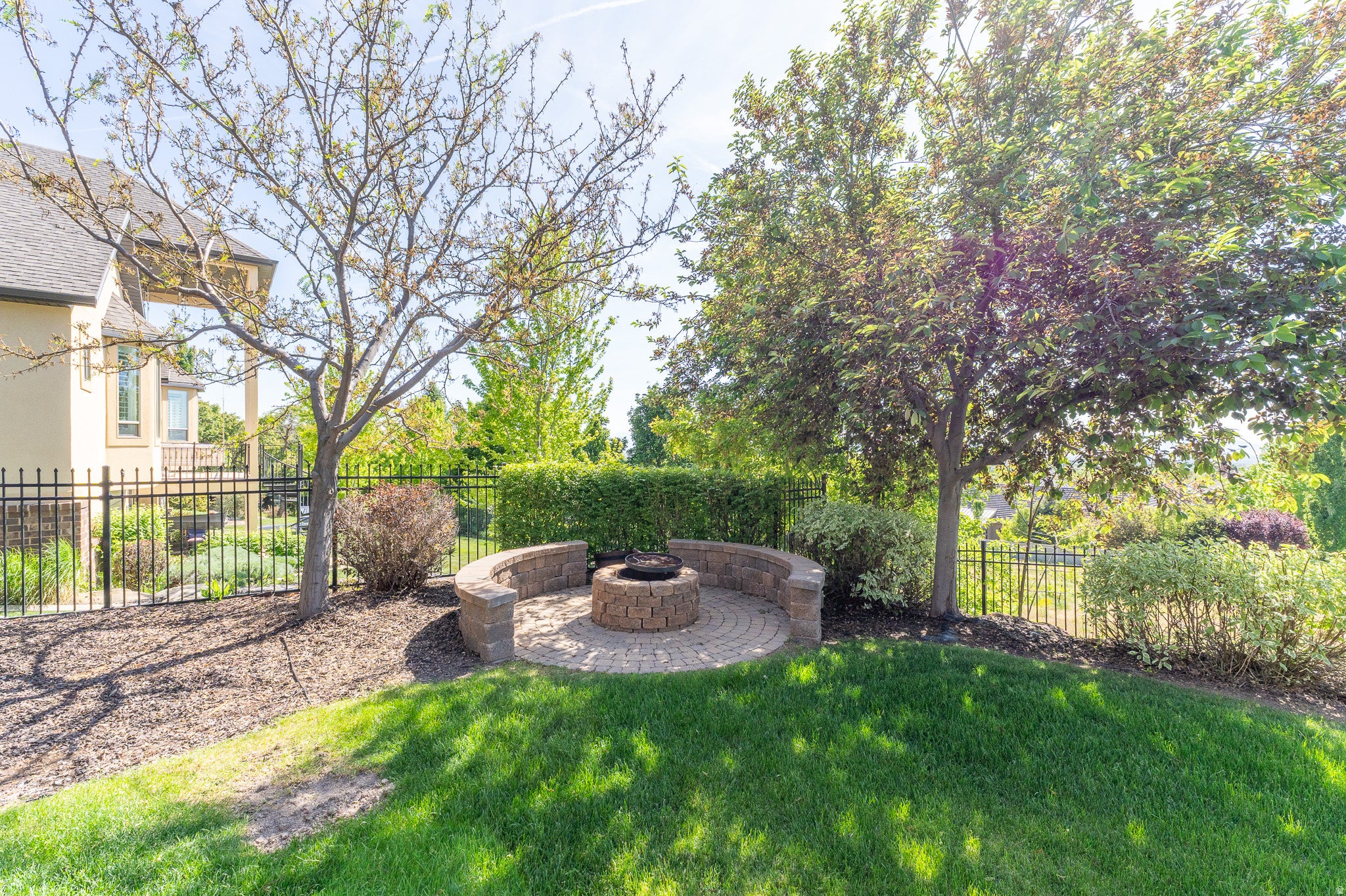 Fruit Heights, Utah, 84037, United States, 6 Bedrooms Bedrooms, ,5 BathroomsBathrooms,Residential,Active,2044980