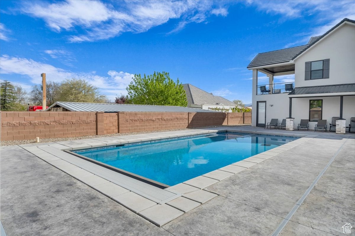 Hurricane, Utah, 84737, United States, 4 Bedrooms Bedrooms, ,5 BathroomsBathrooms,Residential,Active,1762812