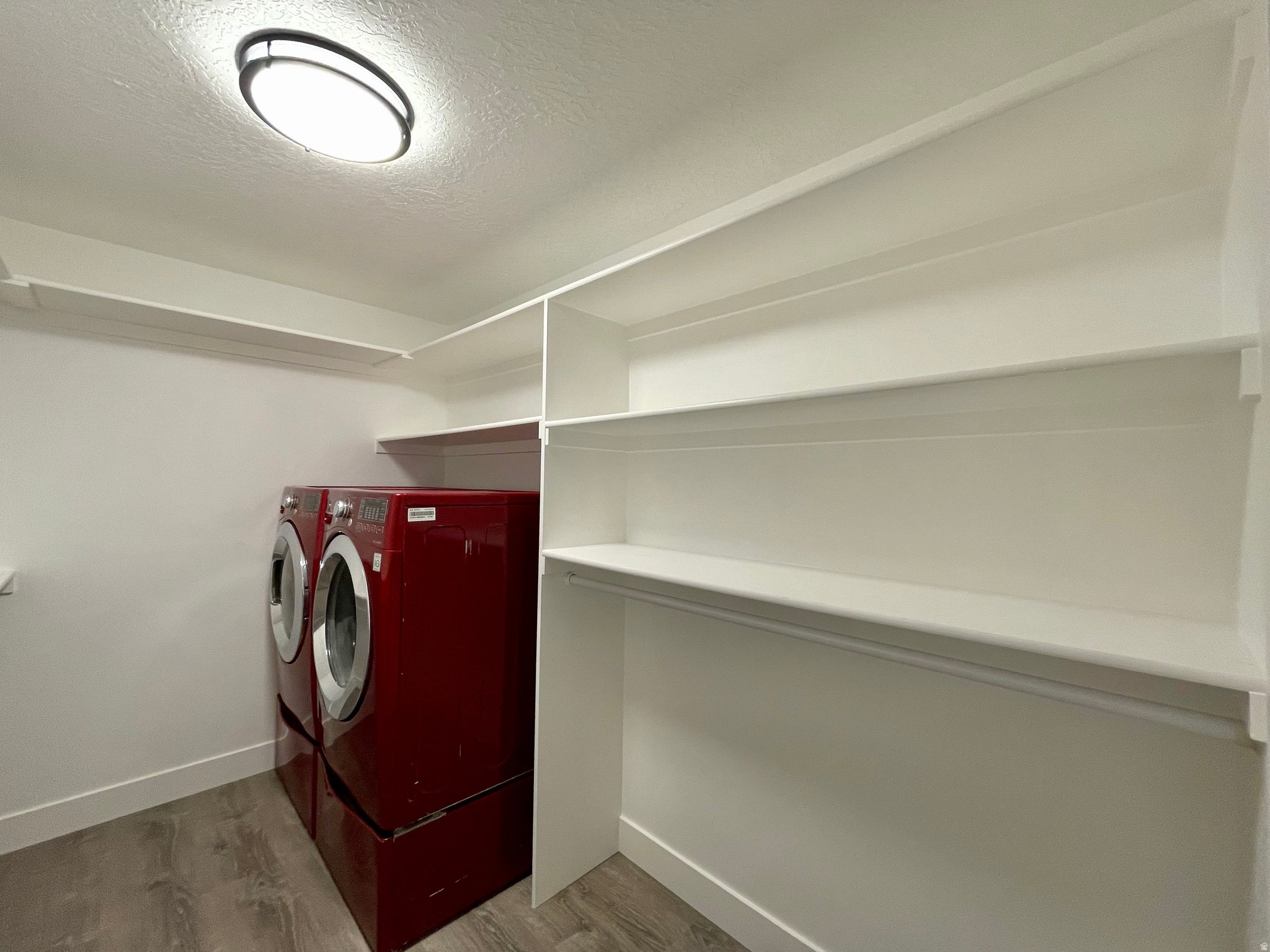 Springville, Utah, 84663, United States, 7 Bedrooms Bedrooms, ,5 BathroomsBathrooms,Residential,Active,2006980