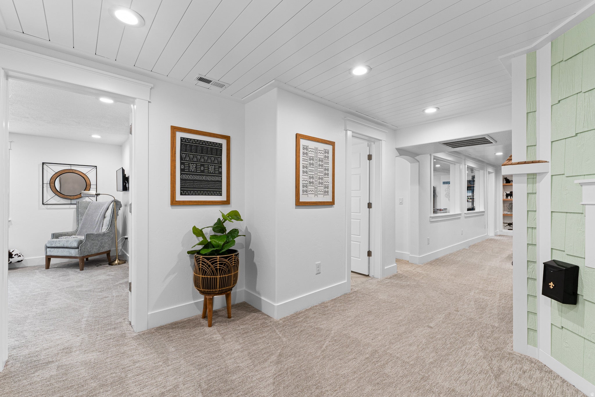 Fruit Heights, Utah, 84037, United States, 6 Bedrooms Bedrooms, ,4 BathroomsBathrooms,Residential,Contingent,2045711