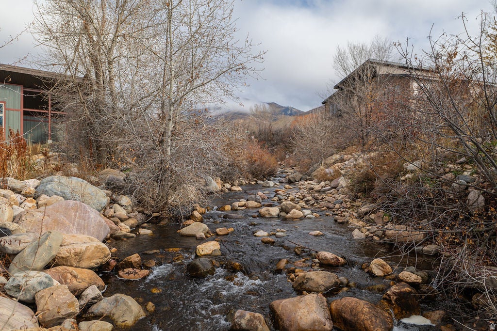 Eden, Utah, 84310, United States, 3 Bedrooms Bedrooms, ,3 BathroomsBathrooms,Residential,Active,1998572