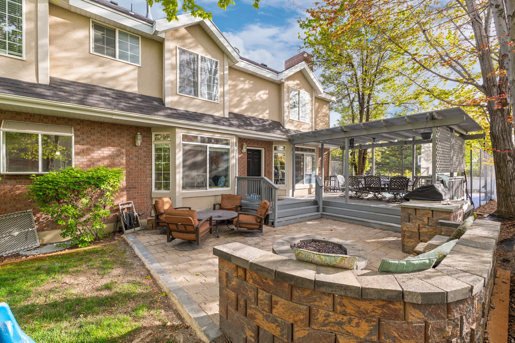 Orem, Utah, 84097, United States, 6 Bedrooms Bedrooms, ,6 BathroomsBathrooms,Residential,Active,2044198