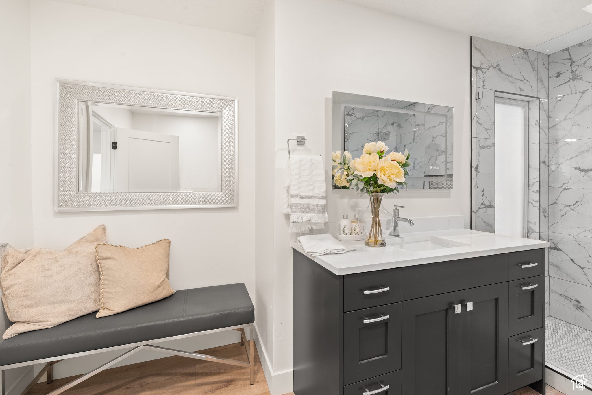 Huntsville, Utah, 84317, United States, 4 Bedrooms Bedrooms, ,3 BathroomsBathrooms,Residential,Active,1964495