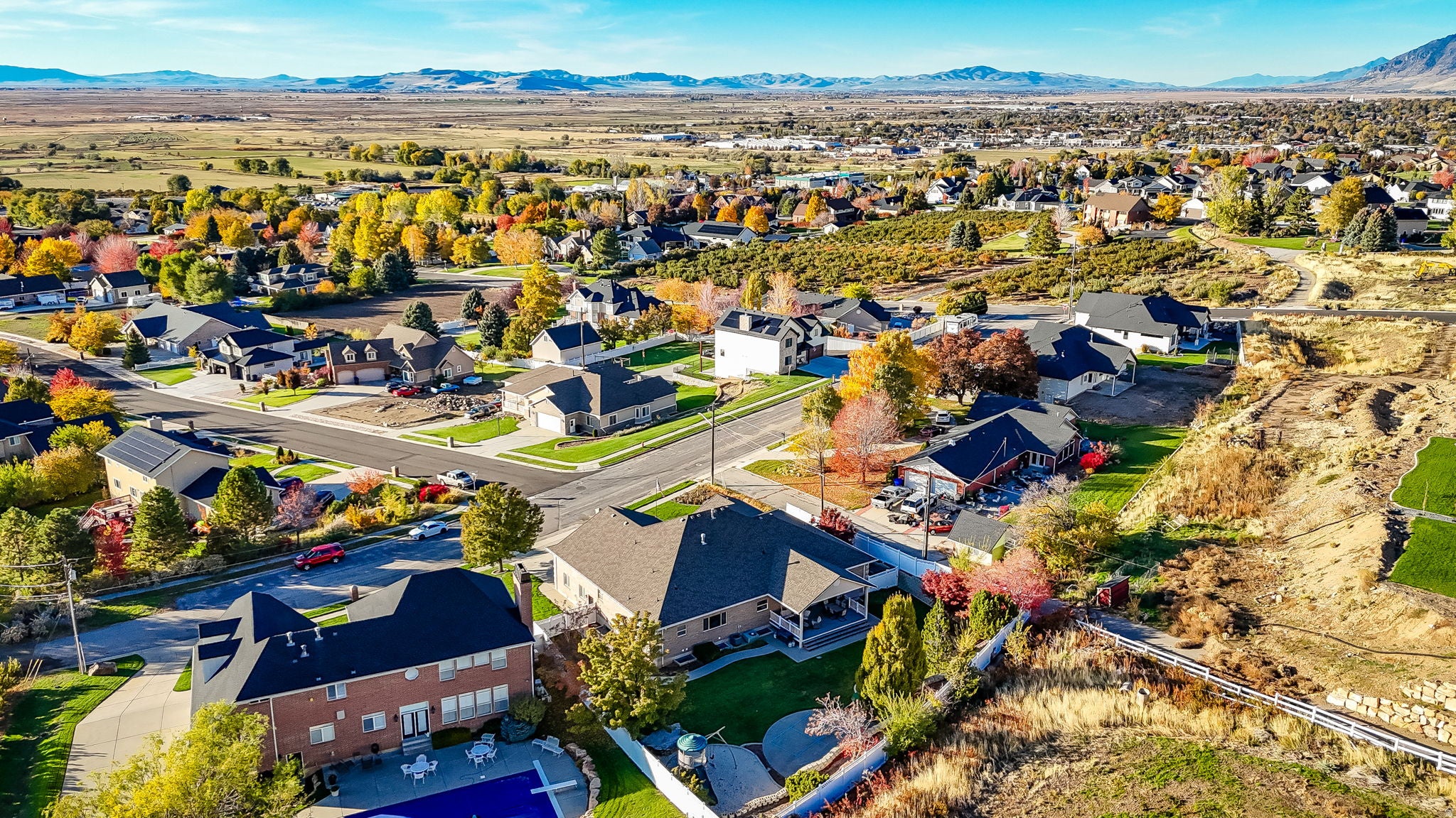 Perry, Utah, 84302, United States, 6 Bedrooms Bedrooms, ,5 BathroomsBathrooms,Residential,Active,2045022