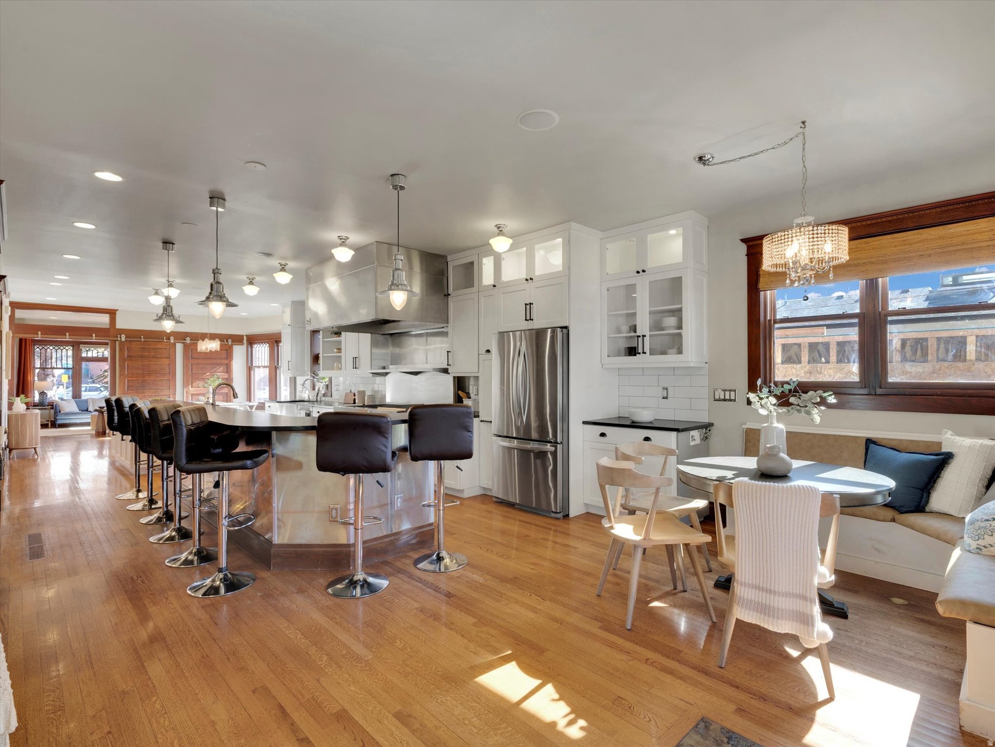 Salt Lake City, Utah, 84105, United States, 6 Bedrooms Bedrooms, ,4 BathroomsBathrooms,Residential,Active,2017445