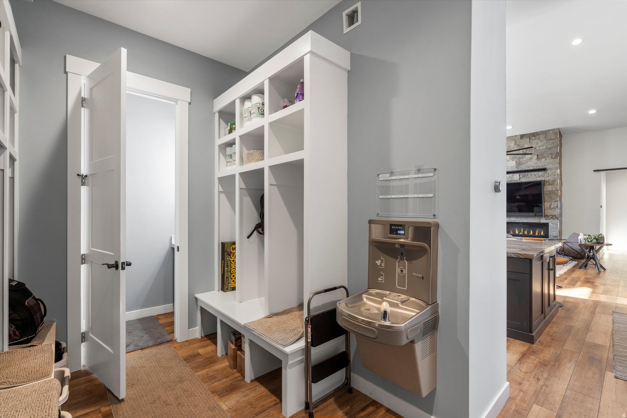 Huntsville, Utah, 84317, United States, 4 Bedrooms Bedrooms, ,4 BathroomsBathrooms,Residential,Active,2017502