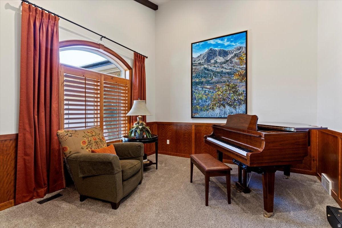 Mountain Green, Utah, 84050, United States, 5 Bedrooms Bedrooms, ,4 BathroomsBathrooms,Residential,Active,1972158