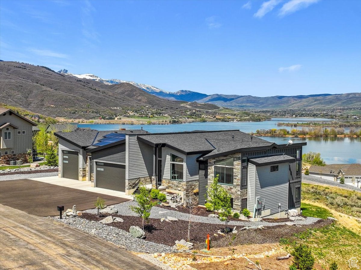 Huntsville, Utah, 84317, United States, 4 Bedrooms Bedrooms, ,4 BathroomsBathrooms,Residential,Active,2017502