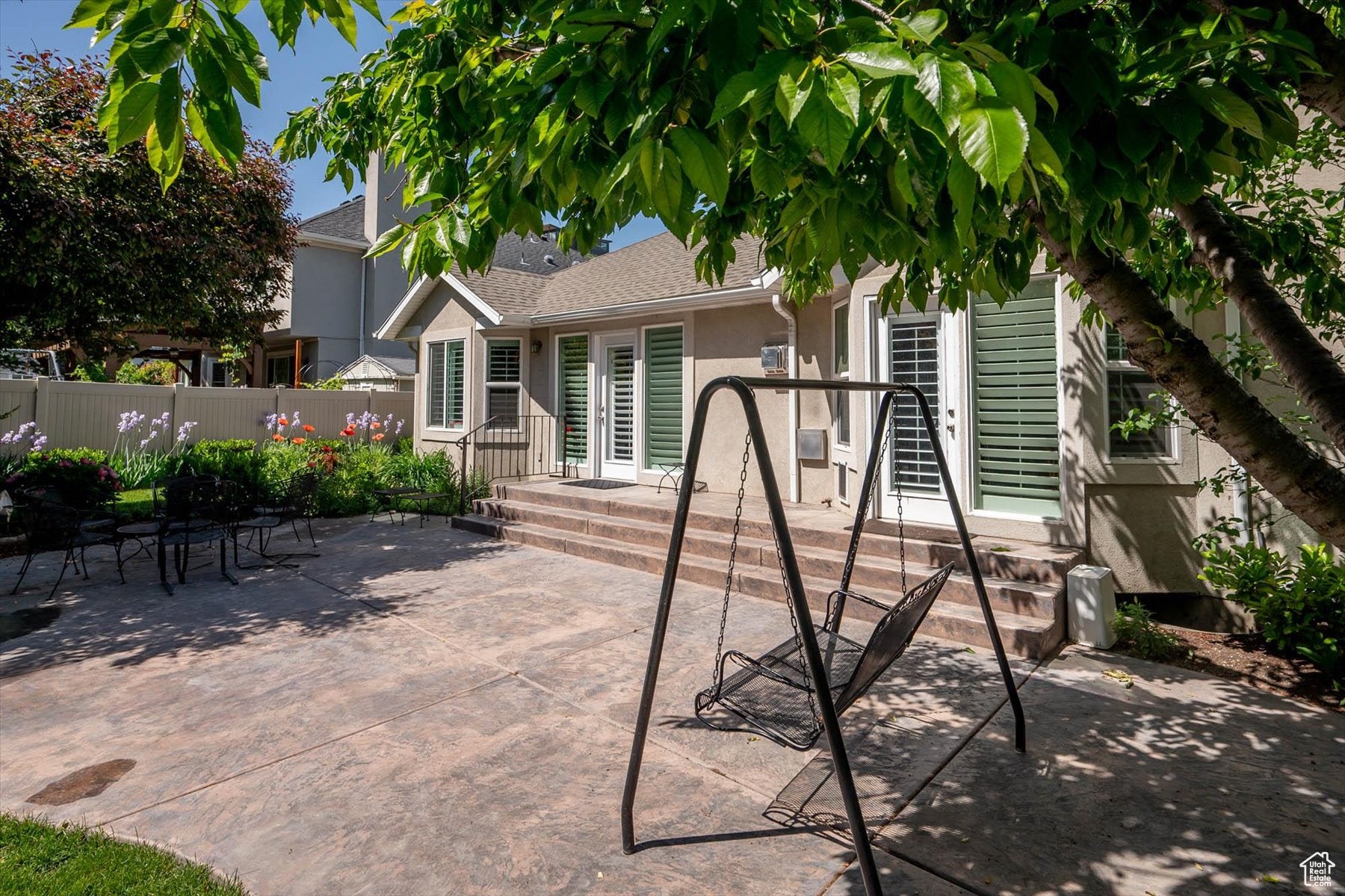 Cottonwood Heights, Utah, 84121, United States, 6 Bedrooms Bedrooms, ,3 BathroomsBathrooms,Residential,Active,1964287