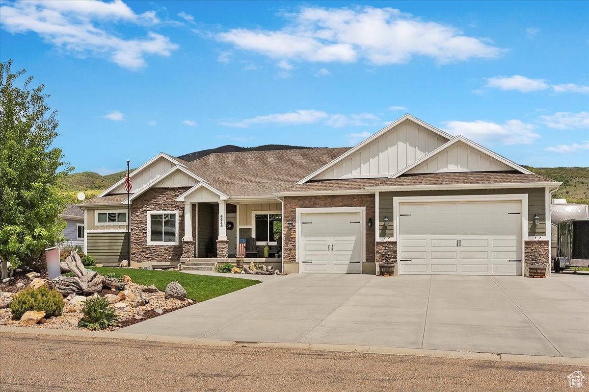 Eden, Utah, 84310, United States, 5 Bedrooms Bedrooms, ,4 BathroomsBathrooms,Residential,Active,1823943