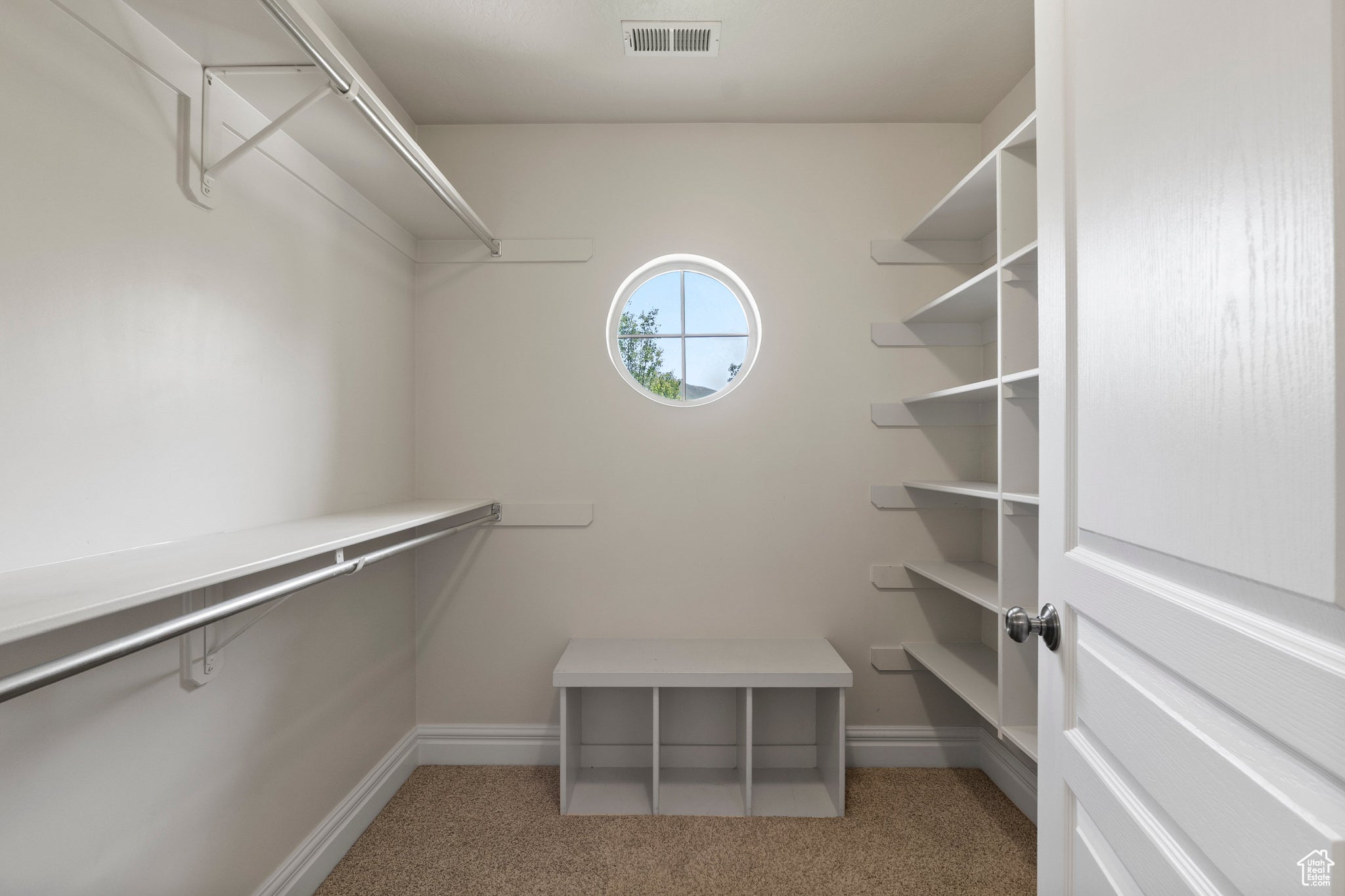 South Weber, Utah, 84405, United States, ,6 BathroomsBathrooms,Residential,Active,1843847