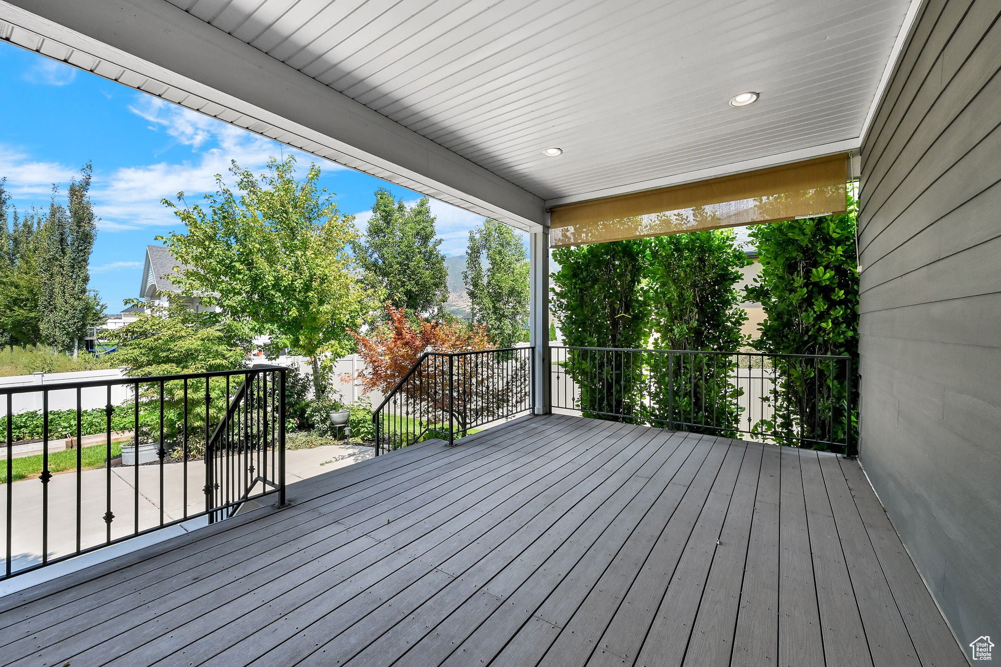 Farmington, Utah, 84025, United States, 5 Bedrooms Bedrooms, ,4 BathroomsBathrooms,Residential,Active,1850687