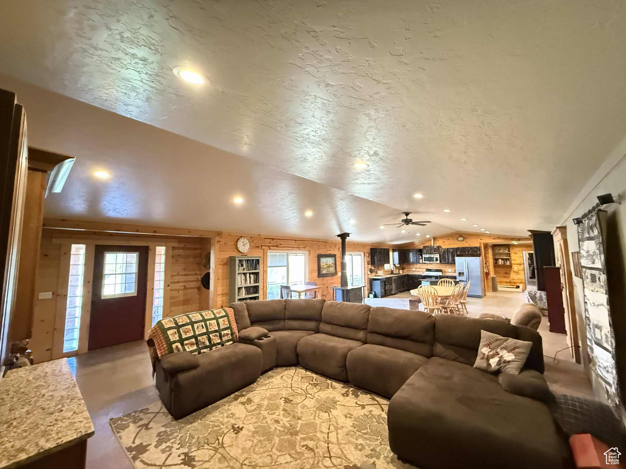 Huntington, Utah, 84528, United States, 4 Bedrooms Bedrooms, ,1 BathroomBathrooms,Residential,Active,1963255