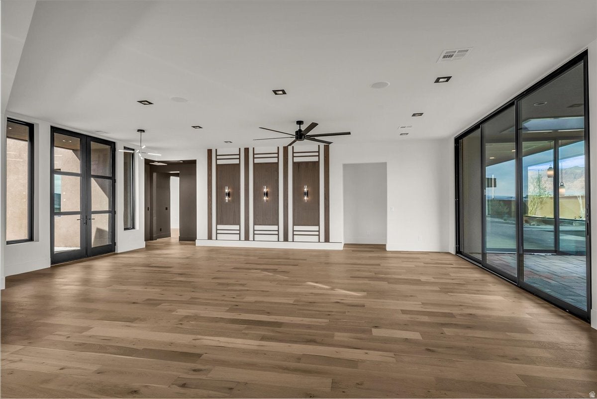 Ivins, Utah, 84738, United States, 3 Bedrooms Bedrooms, ,4 BathroomsBathrooms,Residential,Active,1986865