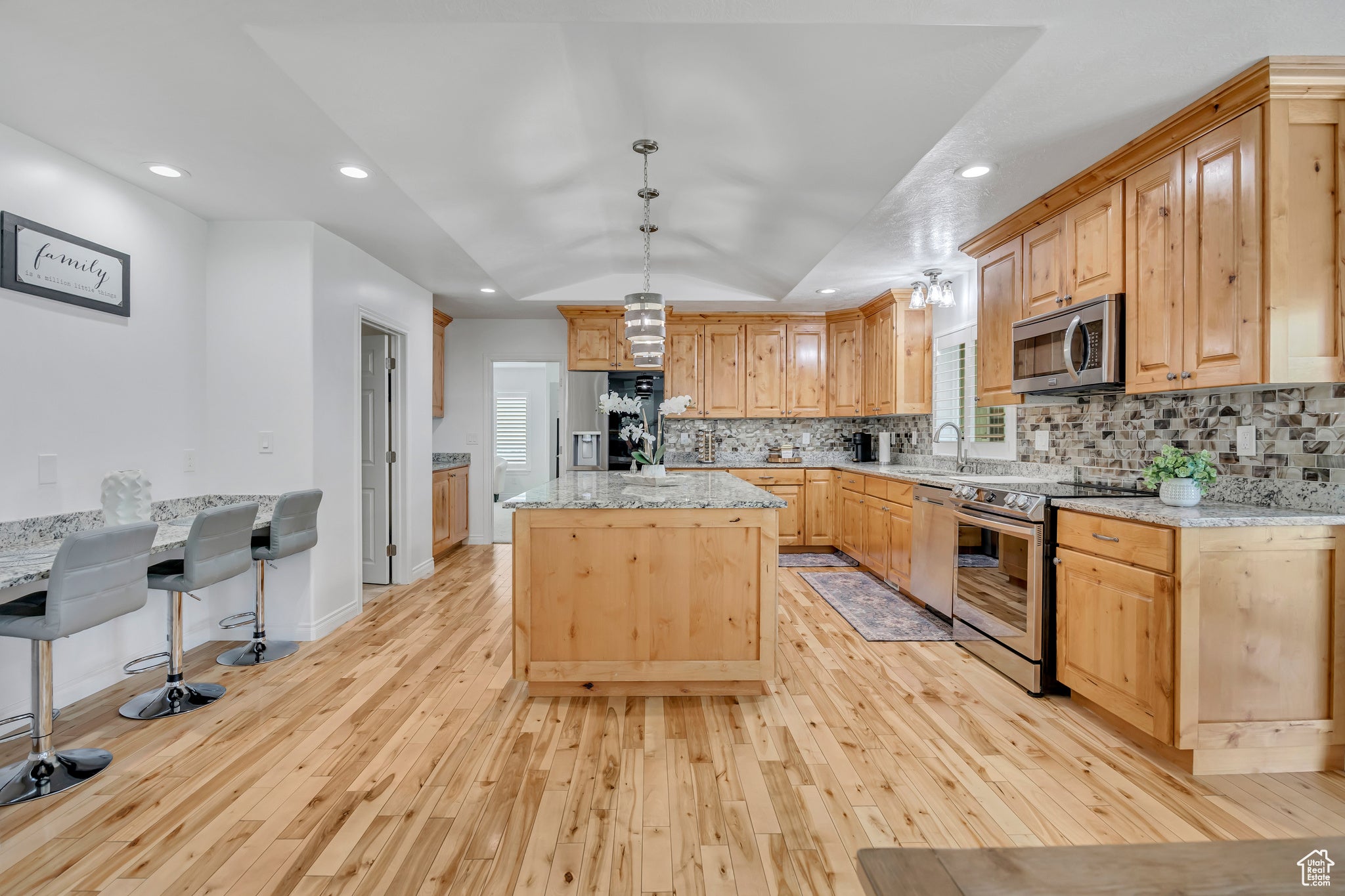 Taylorsville, Utah, 84123, United States, 7 Bedrooms Bedrooms, ,4 BathroomsBathrooms,Residential,Active,1894986
