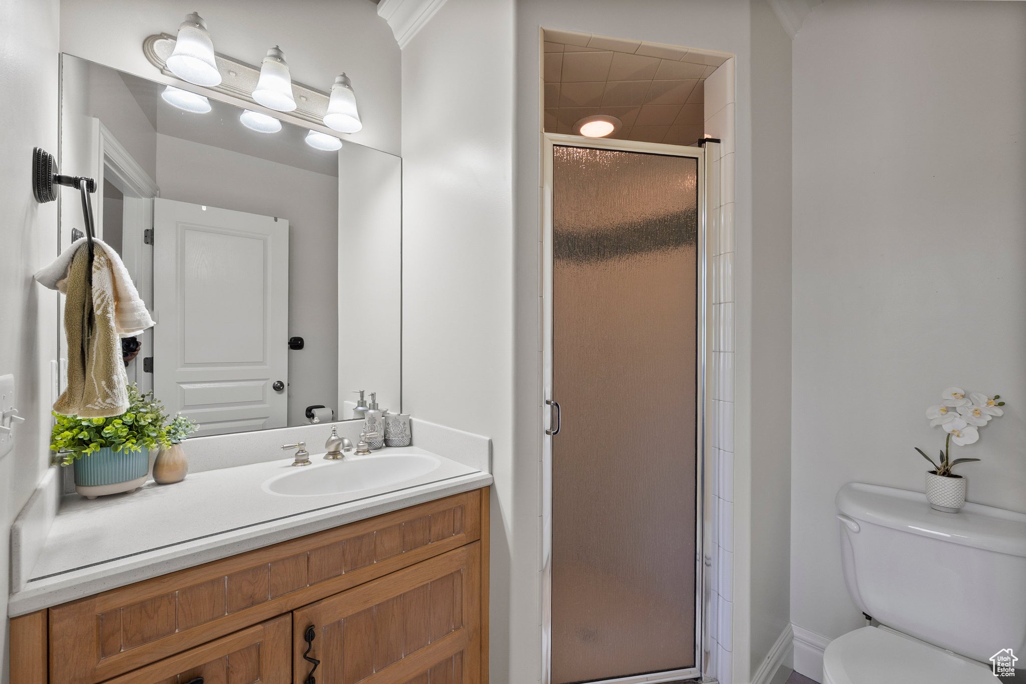 South Weber, Utah, 84405, United States, ,6 BathroomsBathrooms,Residential,Active,1843847
