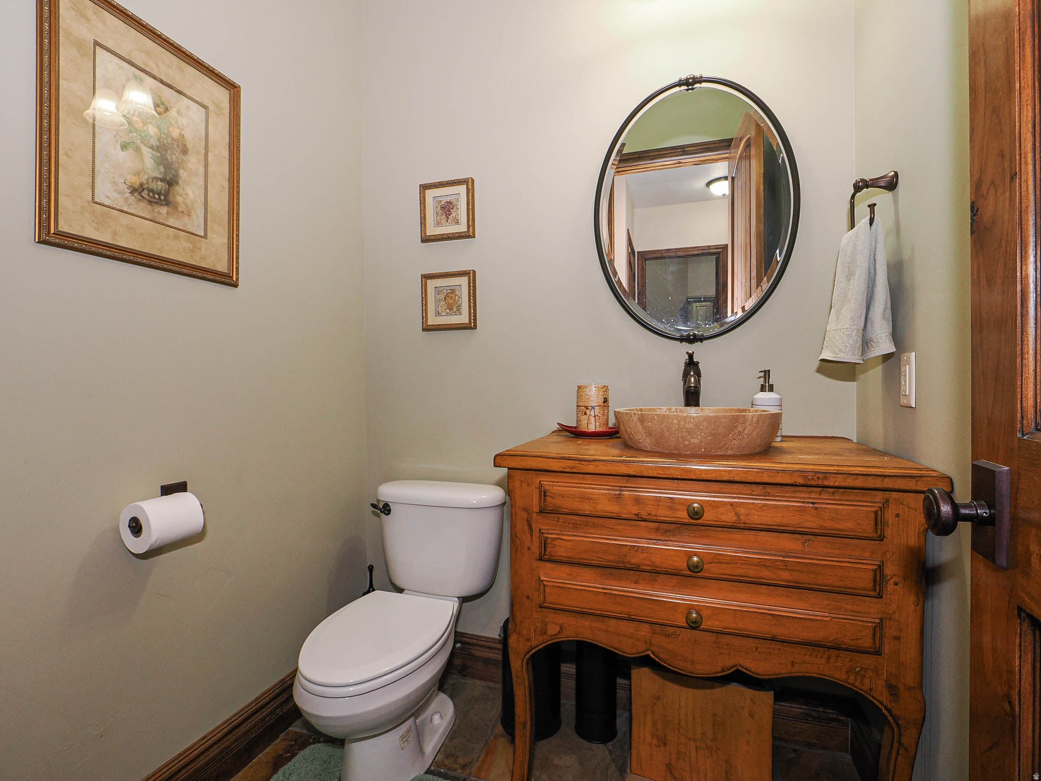 Bluffdale, Utah, 84065, United States, 5 Bedrooms Bedrooms, ,5 BathroomsBathrooms,Residential,Active,2030117