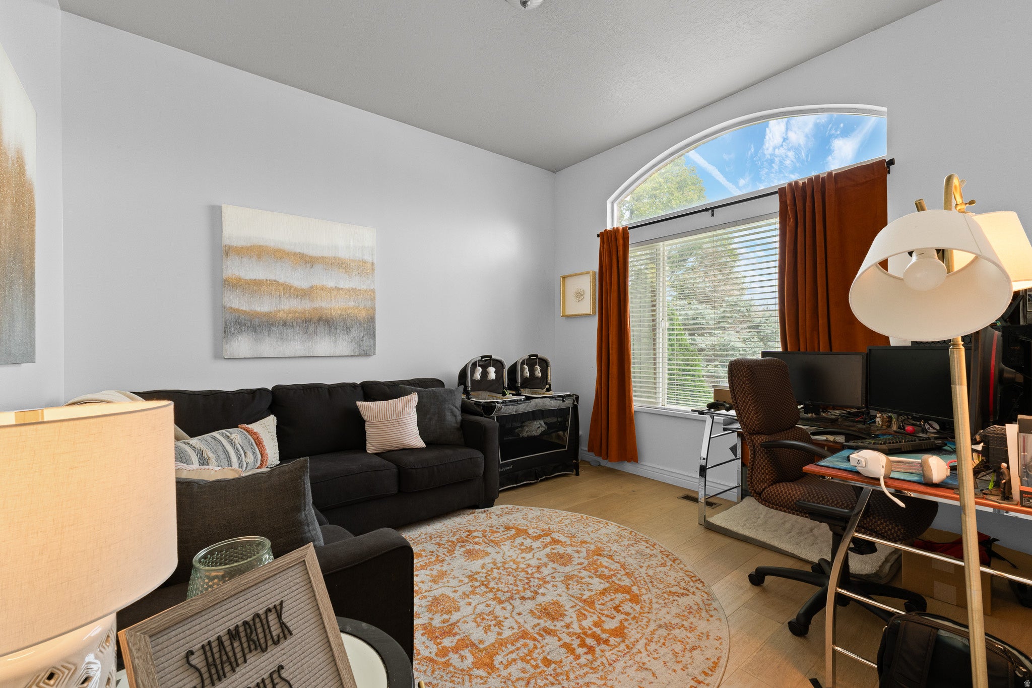 Syracuse, Utah, 84075, United States, 6 Bedrooms Bedrooms, ,4 BathroomsBathrooms,Residential,Active,2043824