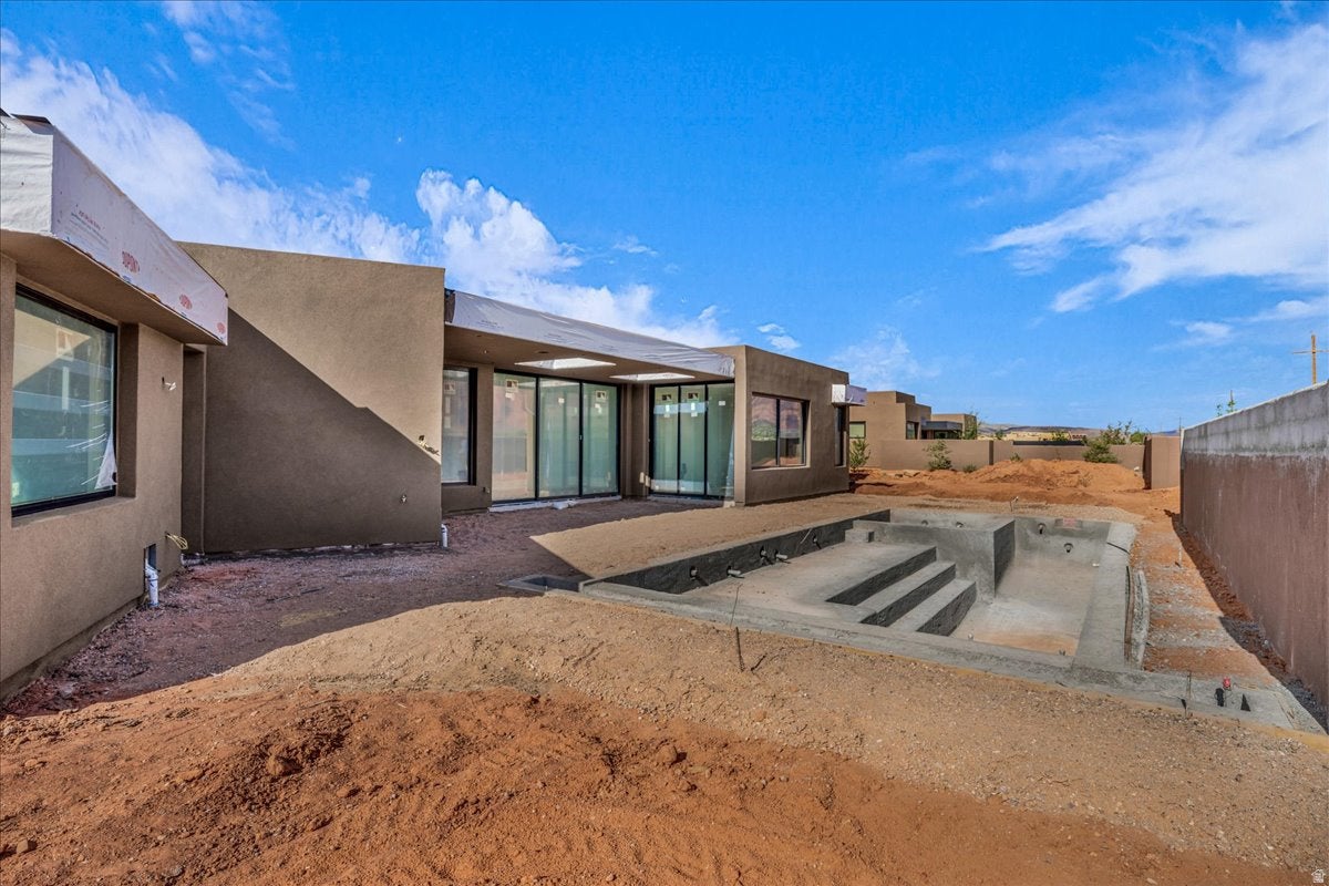 Ivins, Utah, 84738, United States, 3 Bedrooms Bedrooms, ,4 BathroomsBathrooms,Residential,Active,1986865