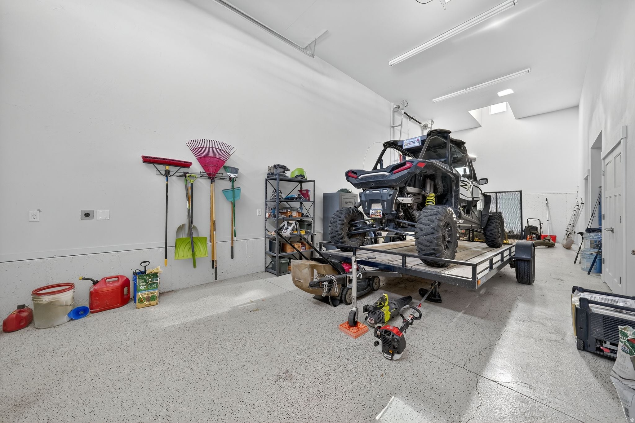 Bluffdale, Utah, 84065, United States, 7 Bedrooms Bedrooms, ,9 BathroomsBathrooms,Residential,Active,1987237