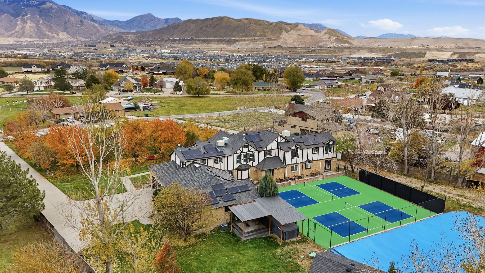 Bluffdale, Utah, 84065, United States, 10 Bedrooms Bedrooms, ,7 BathroomsBathrooms,Residential,Active,1990647