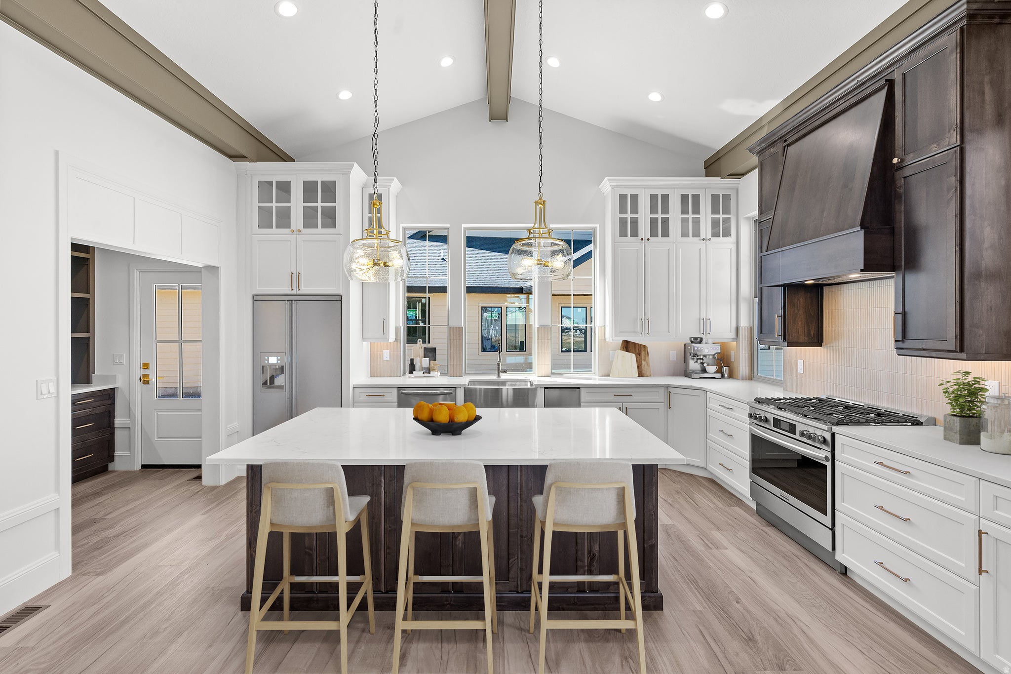 West Haven, Utah, 84401, United States, 6 Bedrooms Bedrooms, ,4 BathroomsBathrooms,Residential,Active,2037112