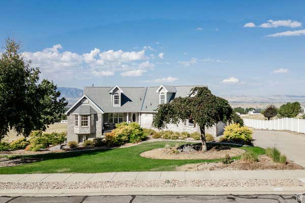 2807 N VIEWCREST CIR, NORTH LOGAN, UT 84341 - Image 1