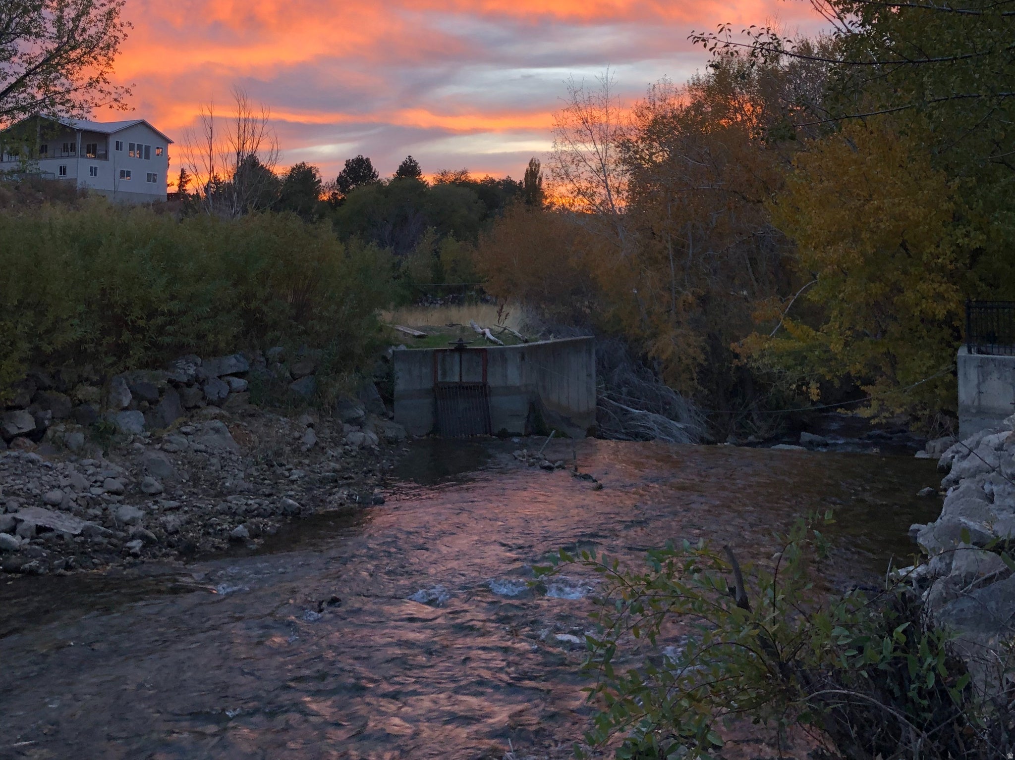 Springville, Utah, 84663, United States, 7 Bedrooms Bedrooms, ,5 BathroomsBathrooms,Residential,Active,2006980