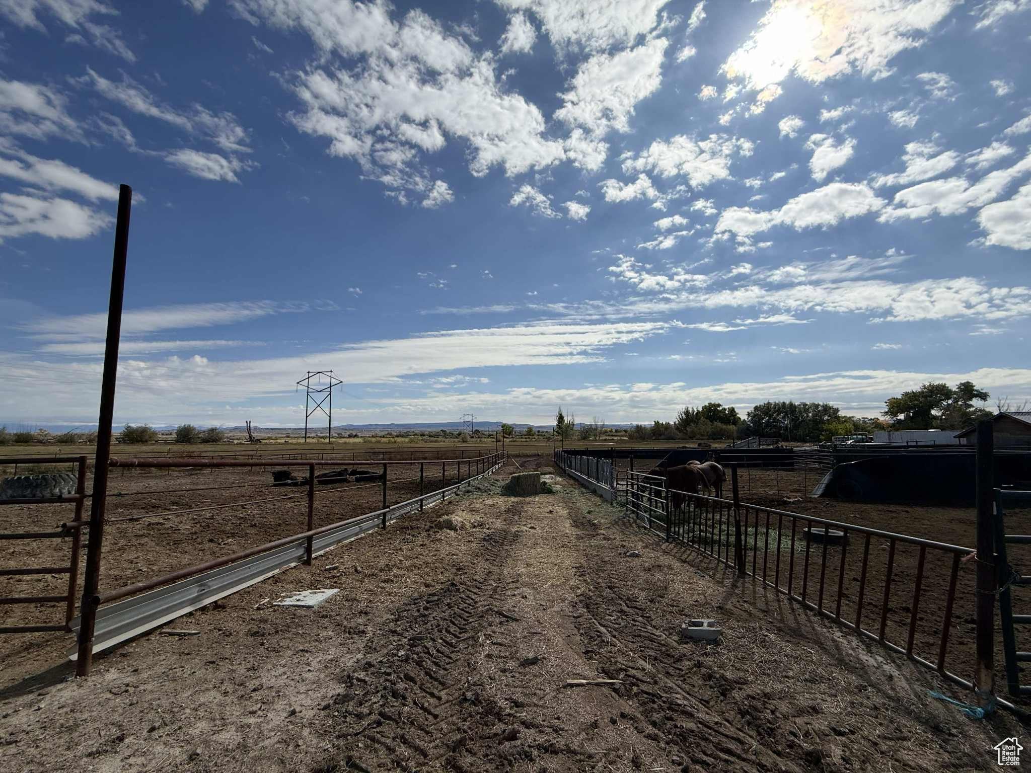 Huntington, Utah, 84528, United States, 4 Bedrooms Bedrooms, ,1 BathroomBathrooms,Residential,Active,1963255