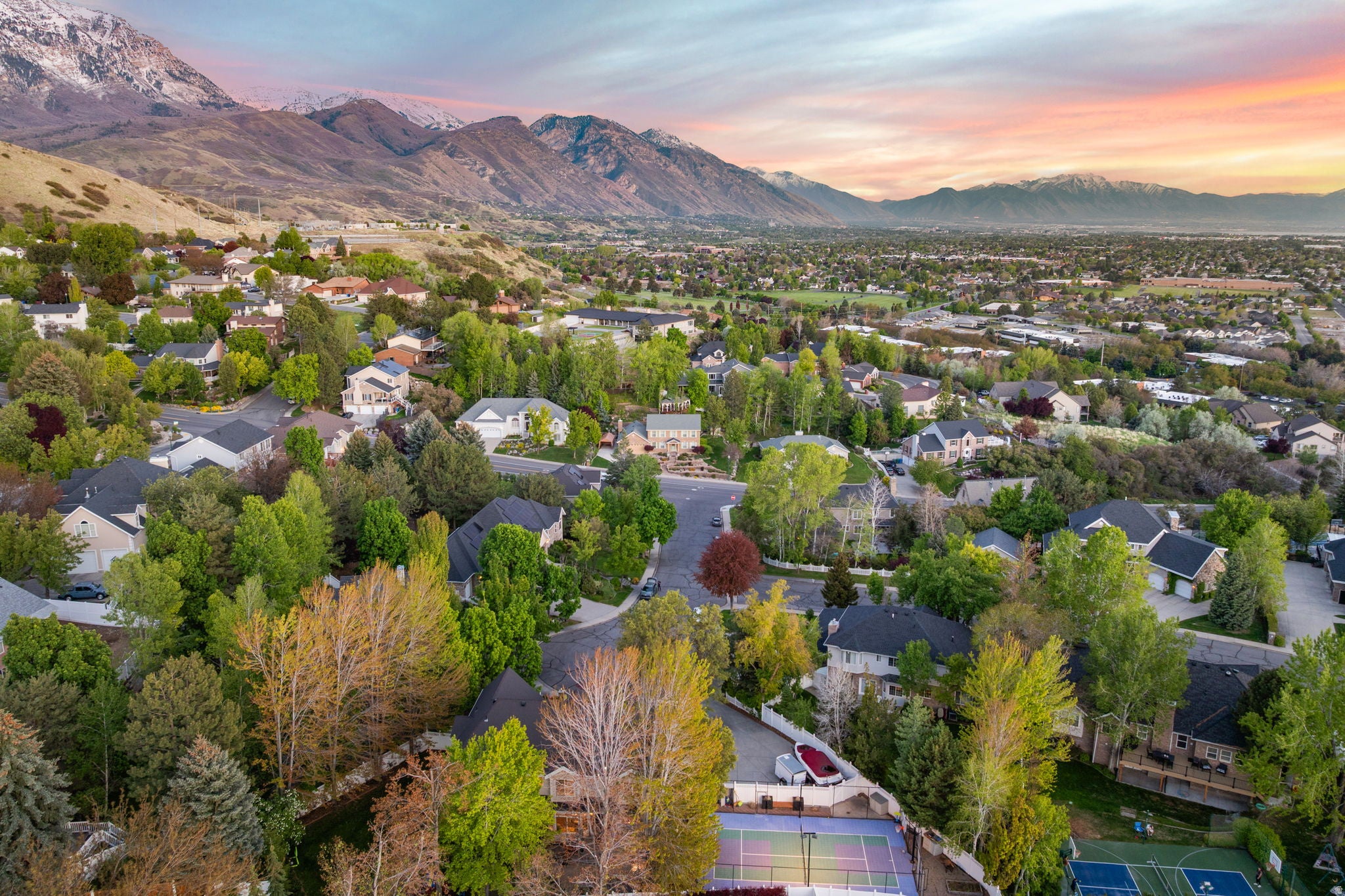 Orem, Utah, 84097, United States, 6 Bedrooms Bedrooms, ,6 BathroomsBathrooms,Residential,Active,2044198