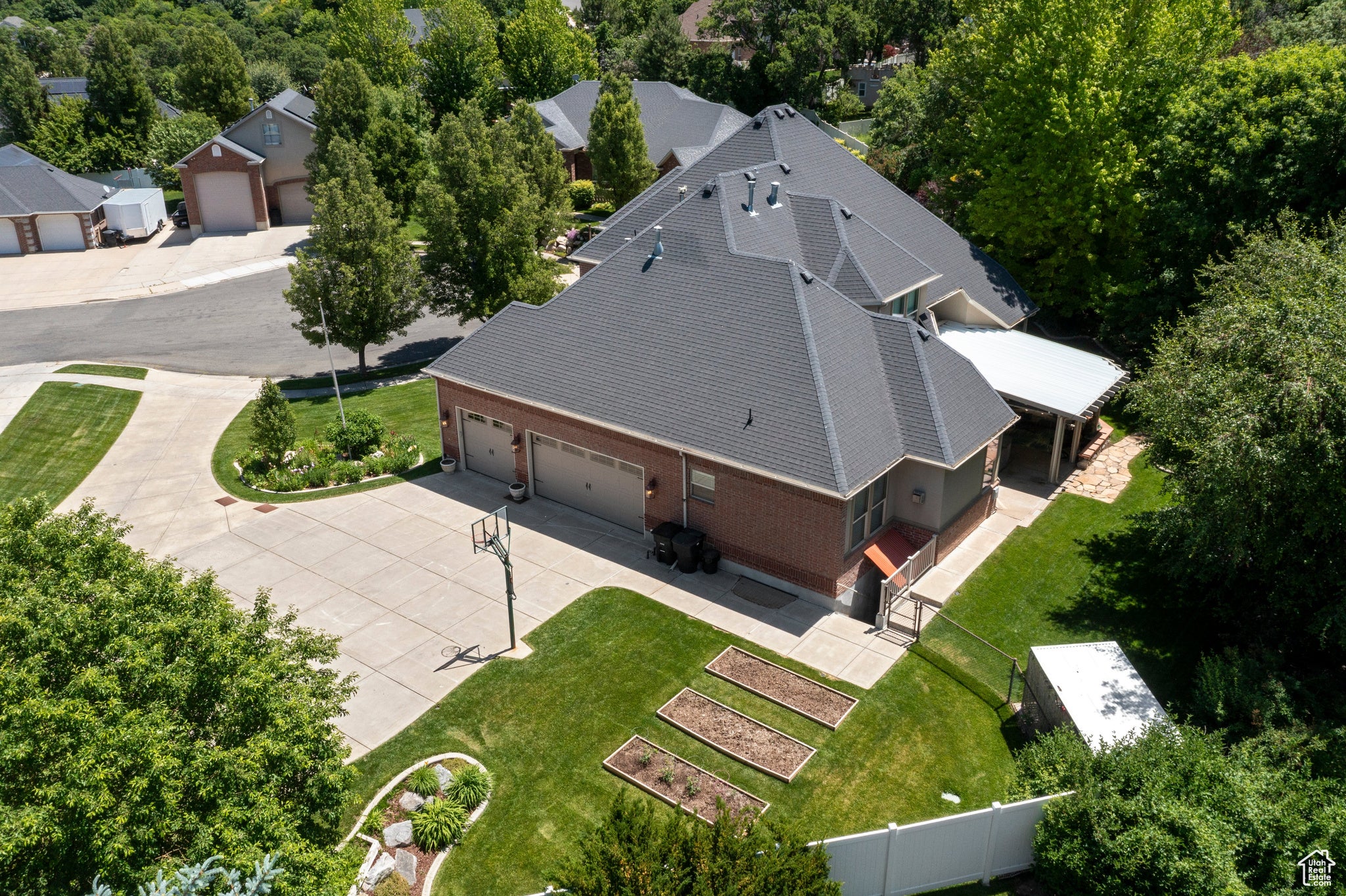 South Weber, Utah, 84405, United States, ,6 BathroomsBathrooms,Residential,Active,1843847