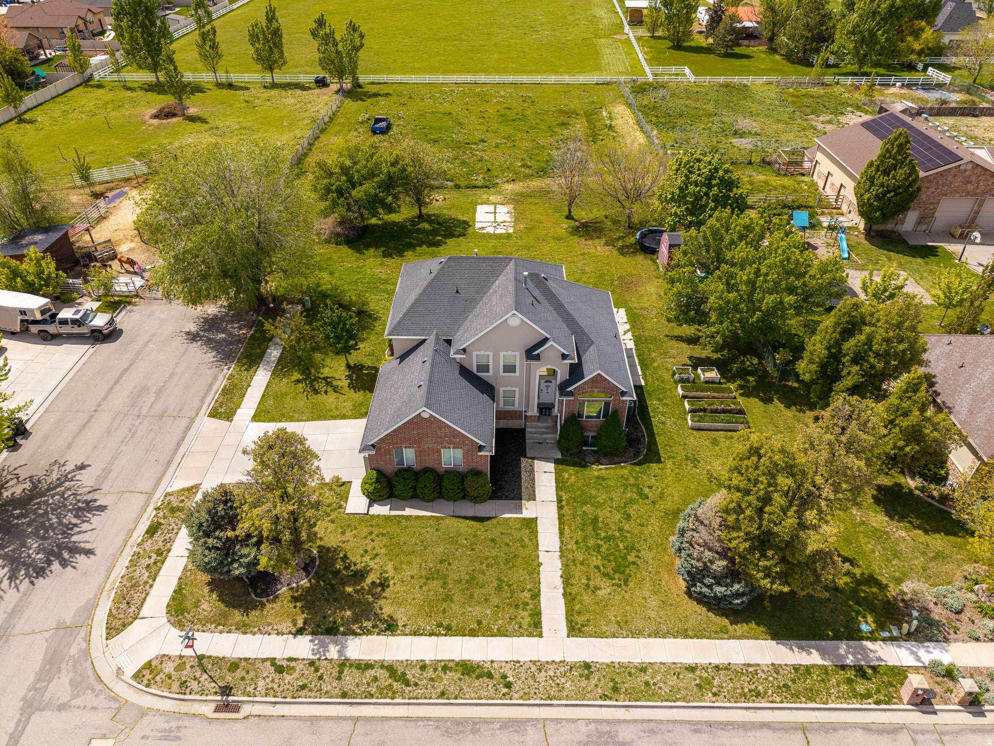 Syracuse, Utah, 84075, United States, 6 Bedrooms Bedrooms, ,4 BathroomsBathrooms,Residential,Active,2043824