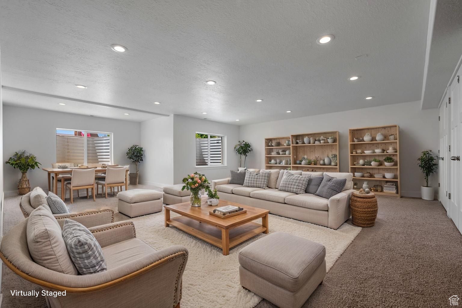 Mapleton, Utah, 84664, United States, 6 Bedrooms Bedrooms, ,5 BathroomsBathrooms,Residential,Active,1828968