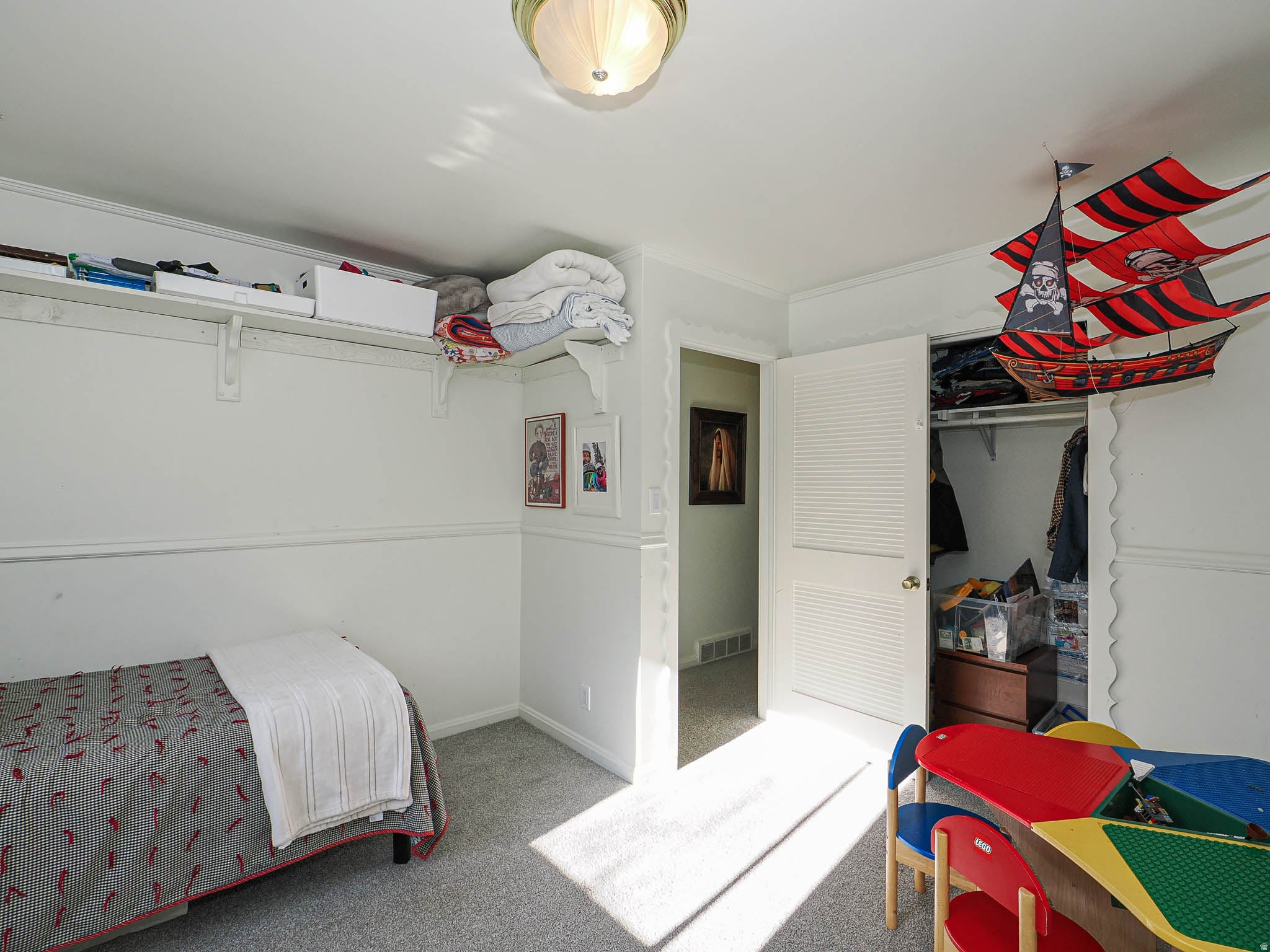 Salt Lake City, Utah, 84124, United States, 6 Bedrooms Bedrooms, ,3 BathroomsBathrooms,Residential,Active,2012490