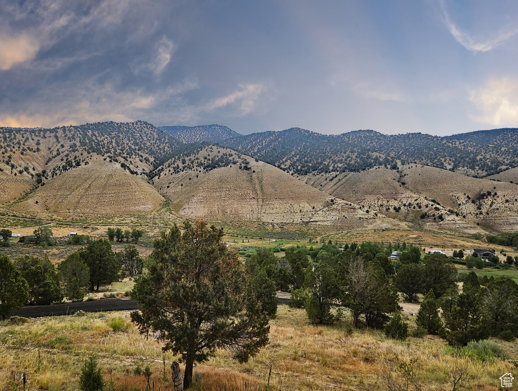 Fruitland, Utah, 84027, United States, 5 Bedrooms Bedrooms, ,3 BathroomsBathrooms,Residential,Active,1899229