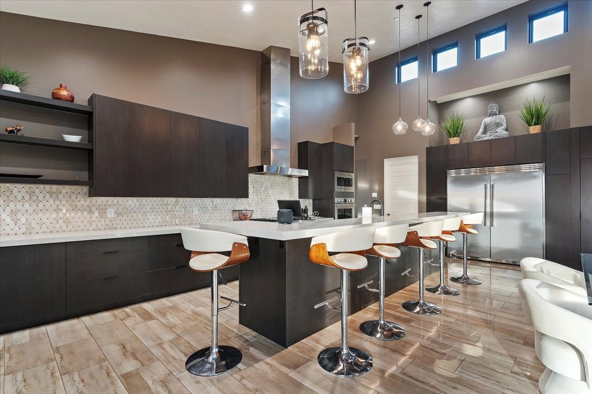 Fruit Heights, Utah, 84037, United States, 4 Bedrooms Bedrooms, ,3 BathroomsBathrooms,Residential,Active,2007943