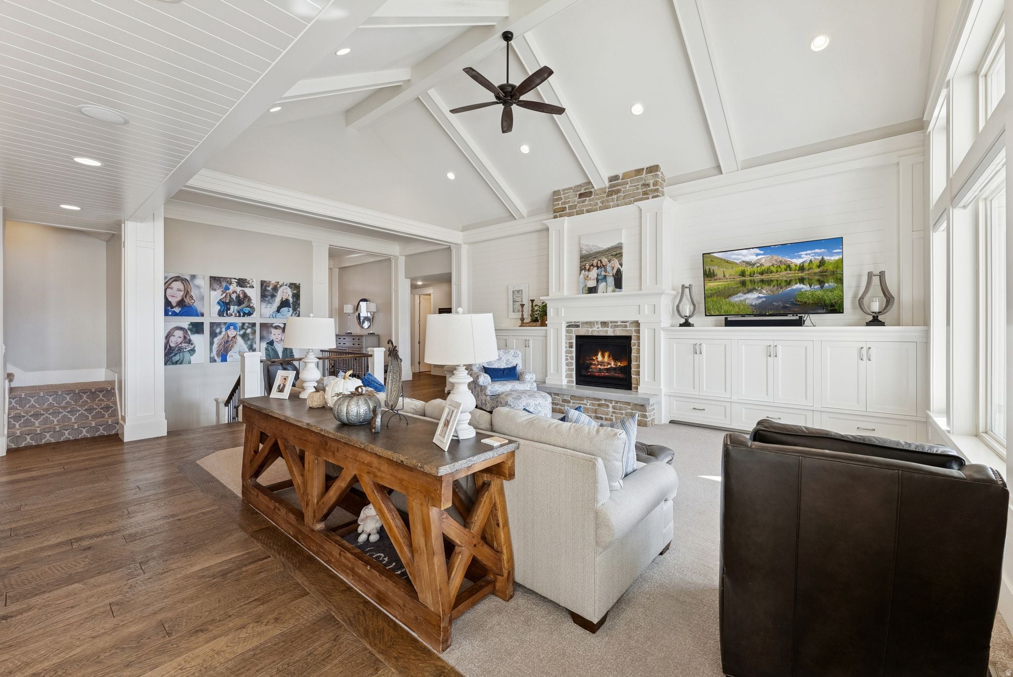 Kaysville, Utah, 84037, United States, 6 Bedrooms Bedrooms, ,5 BathroomsBathrooms,Residential,Active,1973308