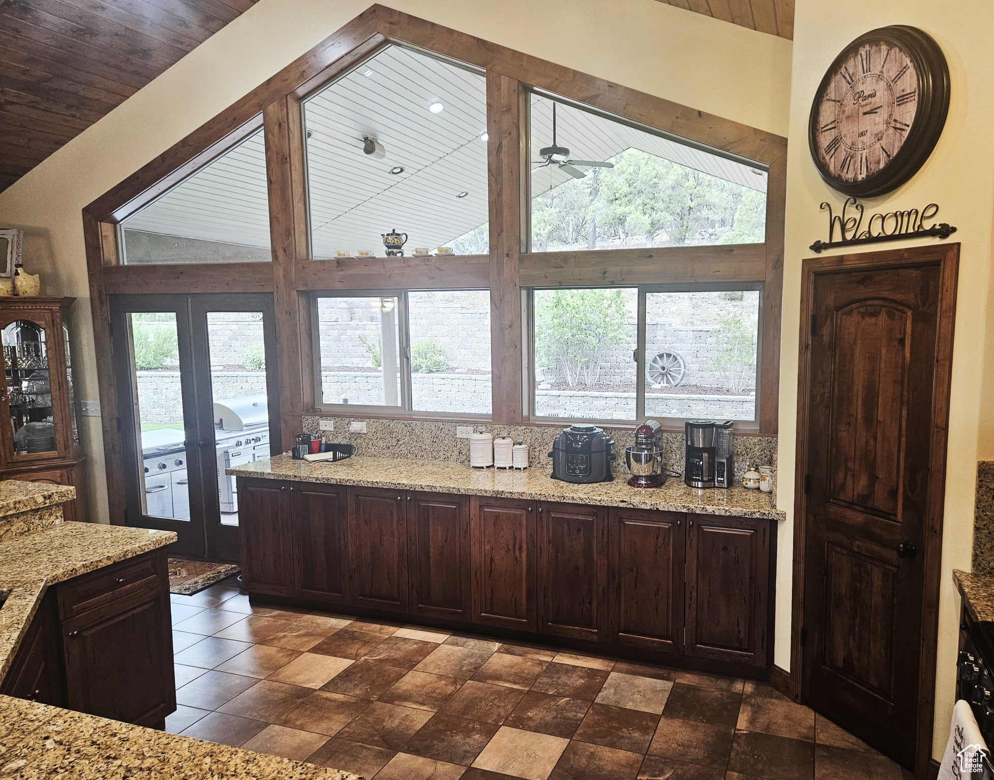 Fruitland, Utah, 84027, United States, 5 Bedrooms Bedrooms, ,3 BathroomsBathrooms,Residential,Active,1899229