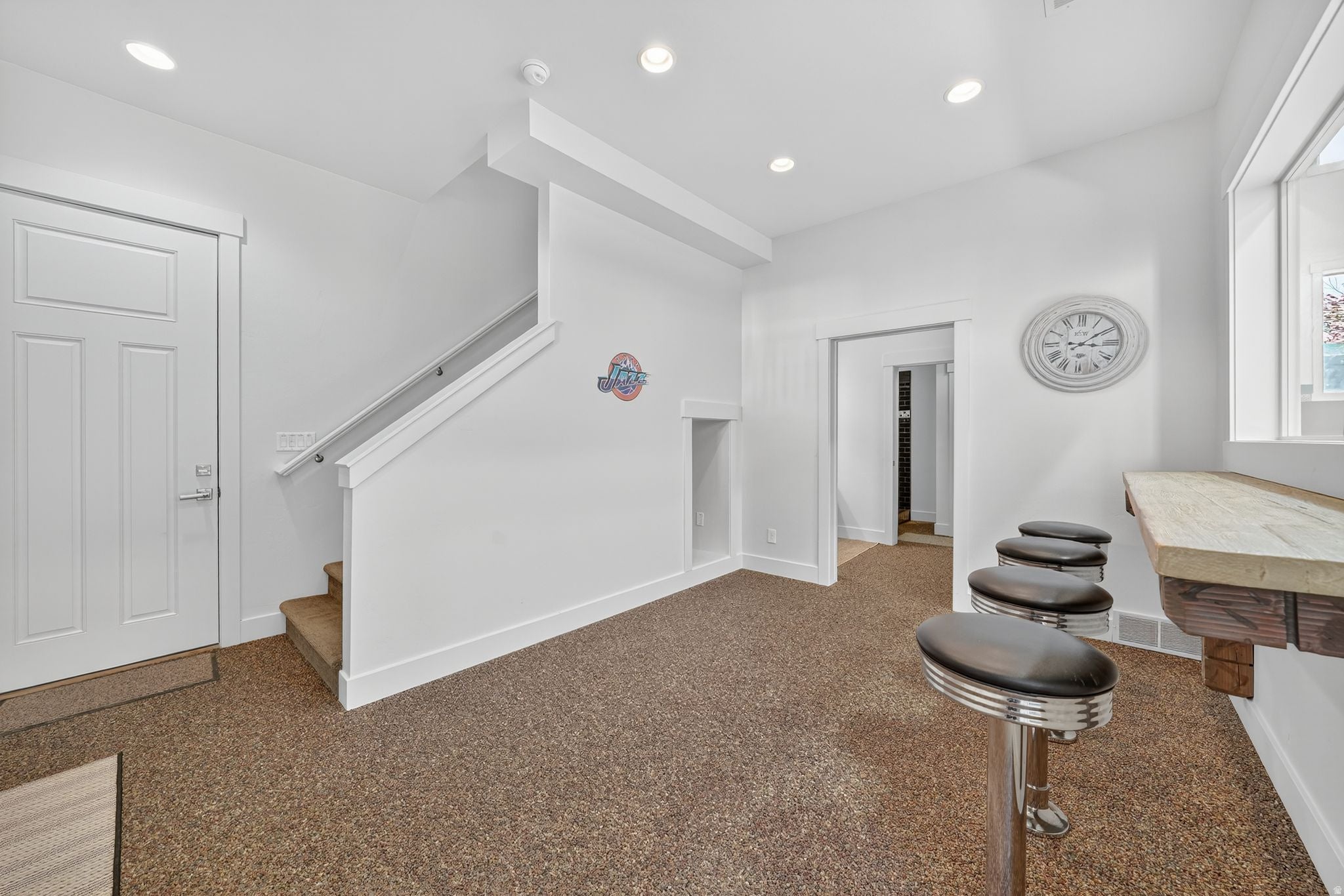 Bluffdale, Utah, 84065, United States, 7 Bedrooms Bedrooms, ,9 BathroomsBathrooms,Residential,Active,1987237