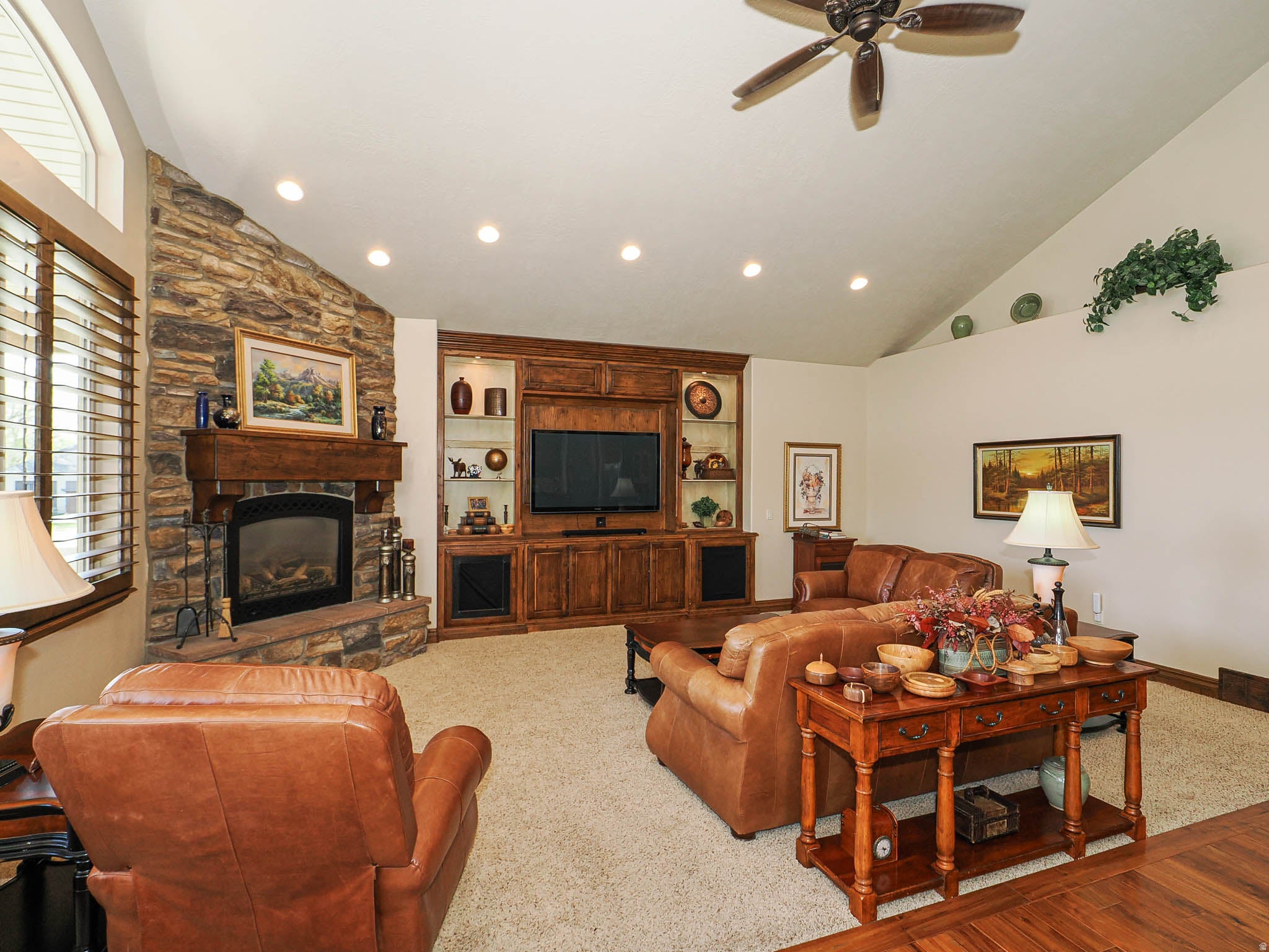 Bluffdale, Utah, 84065, United States, 5 Bedrooms Bedrooms, ,5 BathroomsBathrooms,Residential,Active,2030117