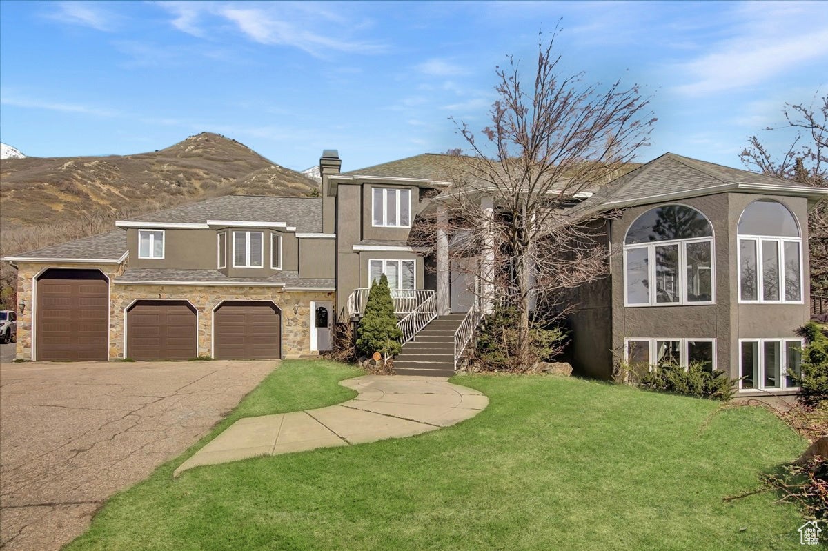 Ogden, Utah, 84403, United States, 7 Bedrooms Bedrooms, ,4 BathroomsBathrooms,Residential,Active,1732386