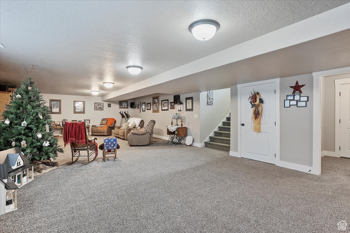 Eden, Utah, 84310, United States, 5 Bedrooms Bedrooms, ,4 BathroomsBathrooms,Residential,Active,1823943