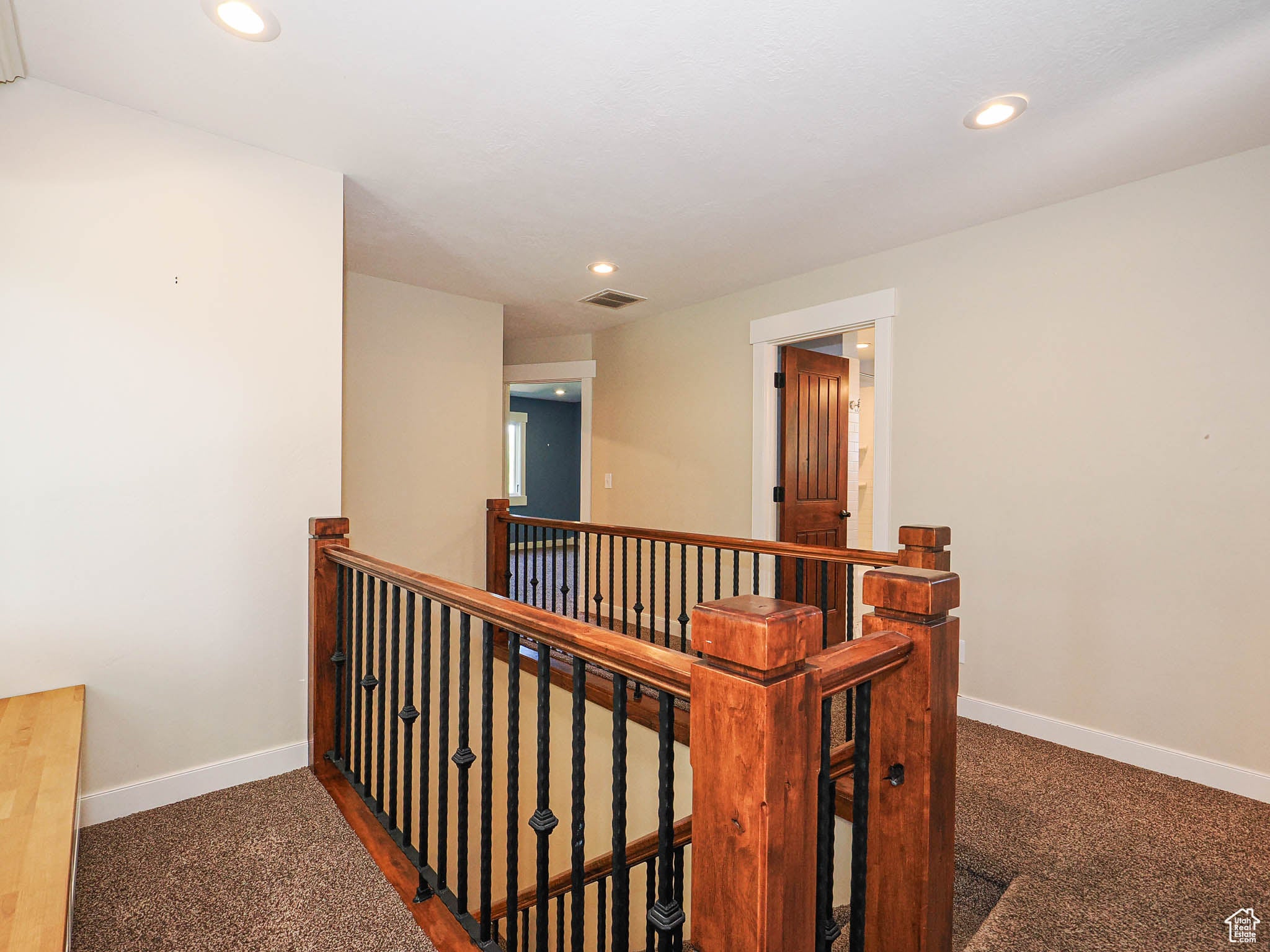 Draper, Utah, 84020, United States, 4 Bedrooms Bedrooms, ,4 BathroomsBathrooms,Residential,Pending,1824917