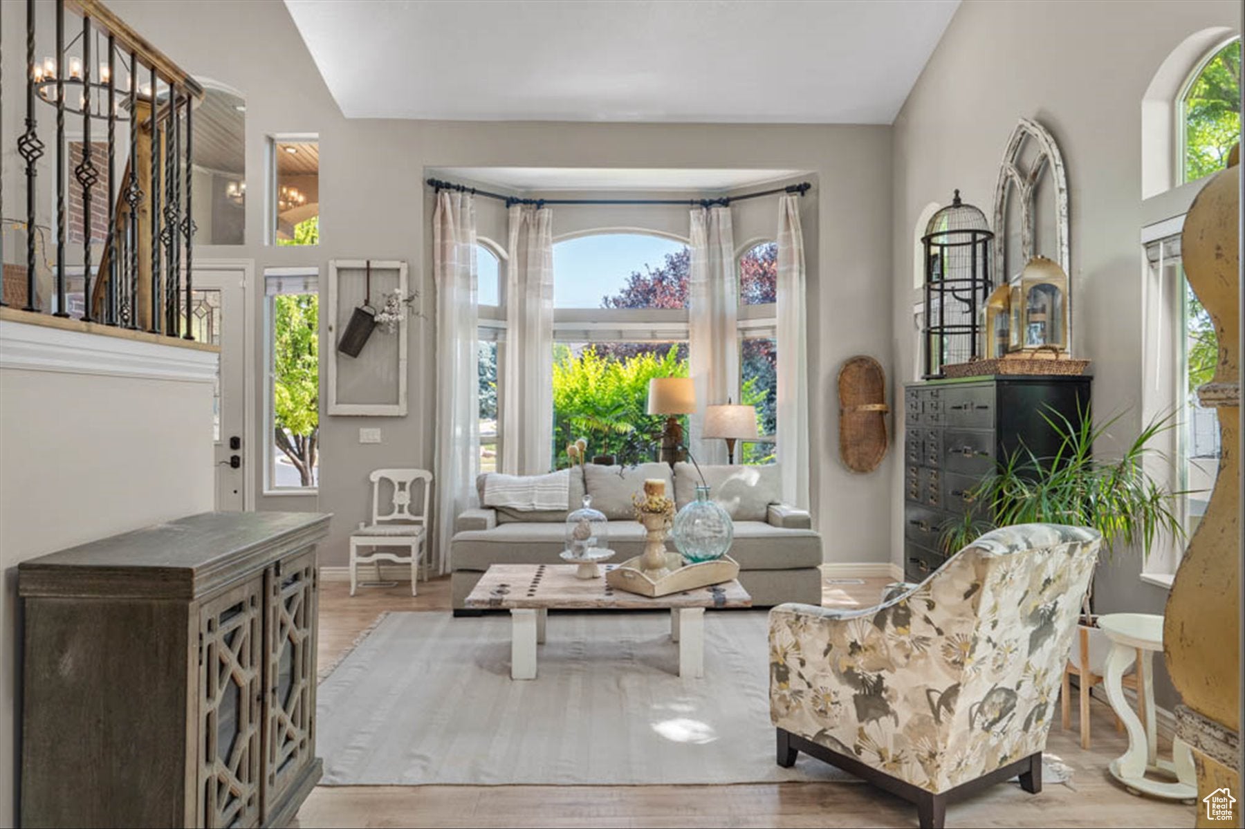 South Jordan, Utah, 84095, United States, 6 Bedrooms Bedrooms, ,4 BathroomsBathrooms,Residential,Active,1876871